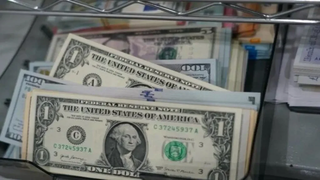 تحديثات الصرف.. سعر الدولار مقابل الجنيه المصري في تعاملات الجمعة 23 يناير 2026